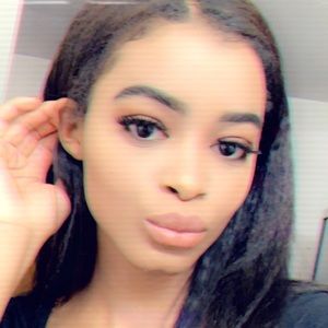 Meet your Posher, Tyra